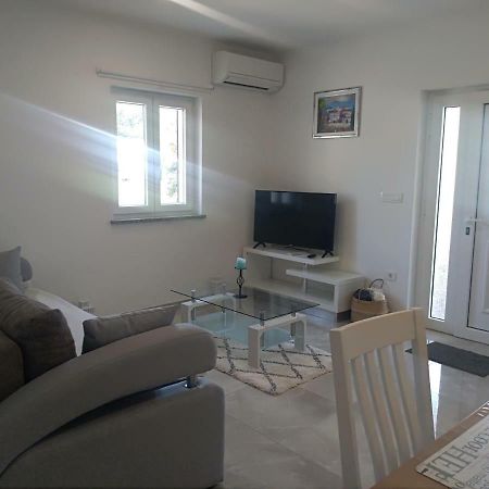 Apartment Ivana Novigrad  Bagian luar foto